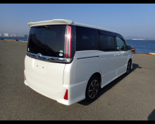 Toyota Noah 2017