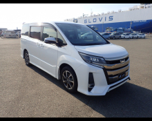 Toyota Noah 2017