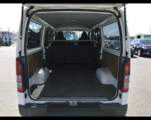 Toyota Hiace Van 2015