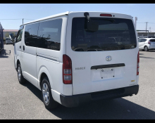 Toyota Hiace Van 2015