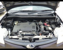 Toyota Sienta 2013