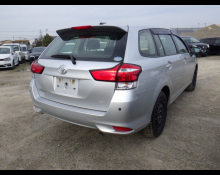 Toyota Corolla Fielder 2016