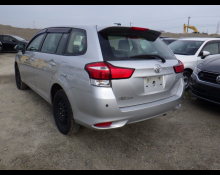 Toyota Corolla Fielder 2016