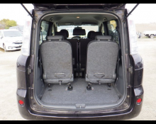 Toyota Sienta 2013