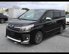 Toyota Voxy 2017