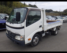 Hino Dutro 2010