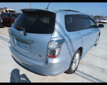 Toyota Corolla Fielder 2011