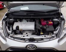 Toyota Sienta 2015