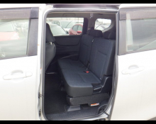 Toyota Sienta 2015