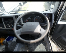 Isuzu Elf 2017