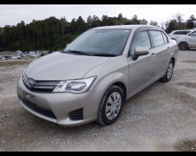 Toyota Corolla Axio 2014