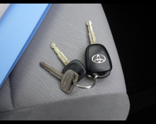 Toyota Corolla Axio 2014
