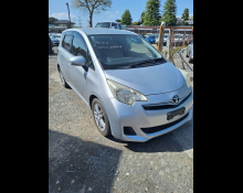 Toyota Ractis 2013
