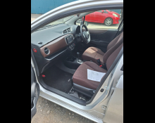 Toyota Vitz 2011