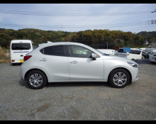 Mazda Mazda2 2023