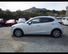 Mazda Mazda2 2023