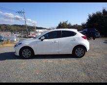 Mazda Mazda2 2023