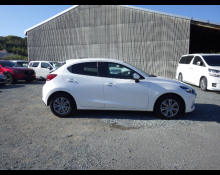 Mazda Mazda2 2023