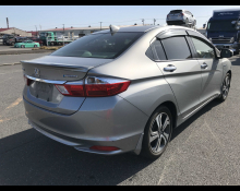 Honda Grace 2016