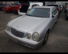 Mercedes Benz E-Class 2000