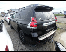 Toyota Land Cruiser Prado 2023