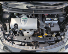 Toyota Sienta 2015