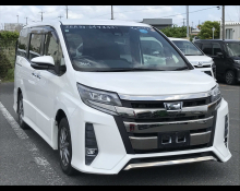 Toyota Noah 2018