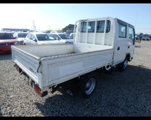 Isuzu Elf 2017