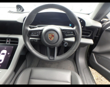 Porsche TAYCAN 2023