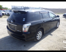 Toyota Corolla Fielder 2011