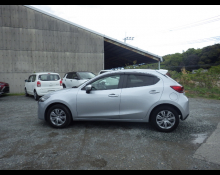 Mazda Mazda2 2023