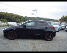Mazda Mazda2 2021