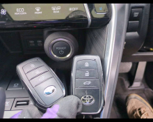 Toyota Harrier Hybrid 2024