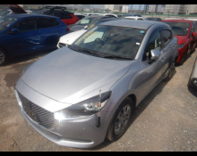 Mazda Mazda2 2023