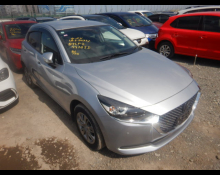 Mazda Mazda2 2023