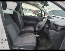 Toyota Sienta 2023
