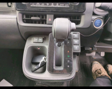 Toyota Sienta 2023