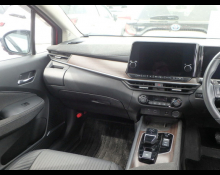 Nissan  AURA  2022