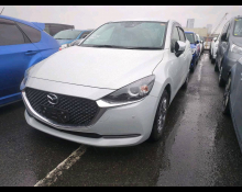 Mazda Mazda2 2021