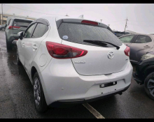 Mazda Mazda2 2021