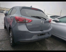 Mazda Mazda2 2022
