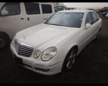 Mercedes Benz E-Class 2009