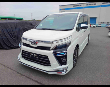 Toyota Voxy 2021