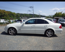 Mercedes Benz E-Class 2009