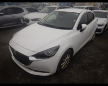 Mazda Mazda2 2022