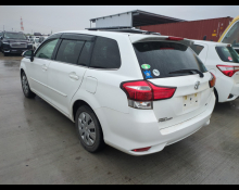 Toyota Corolla Fielder 2015