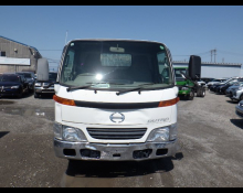 Hino Dutro 2001