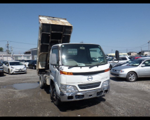 Hino Dutro 2001