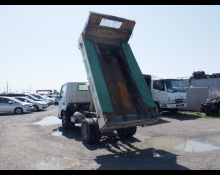 Hino Dutro 2001