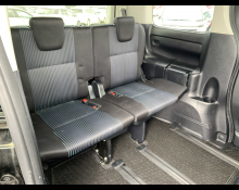 Toyota Voxy 2015